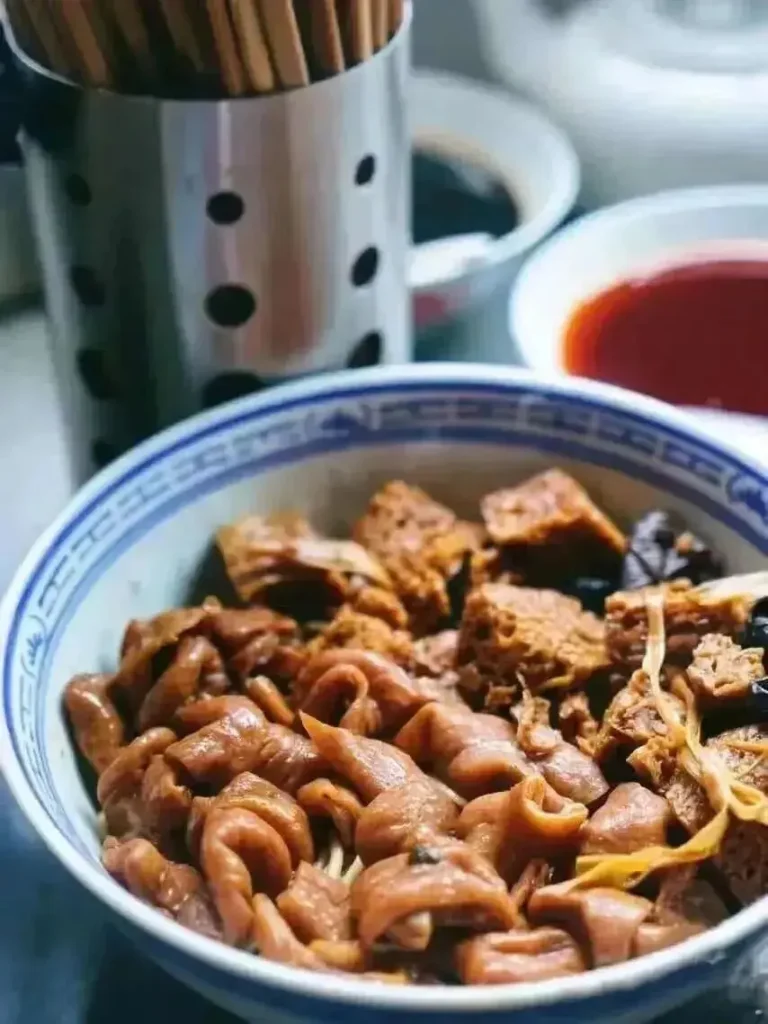 Large intestine noodles at Shanghai large intestine noodle shop