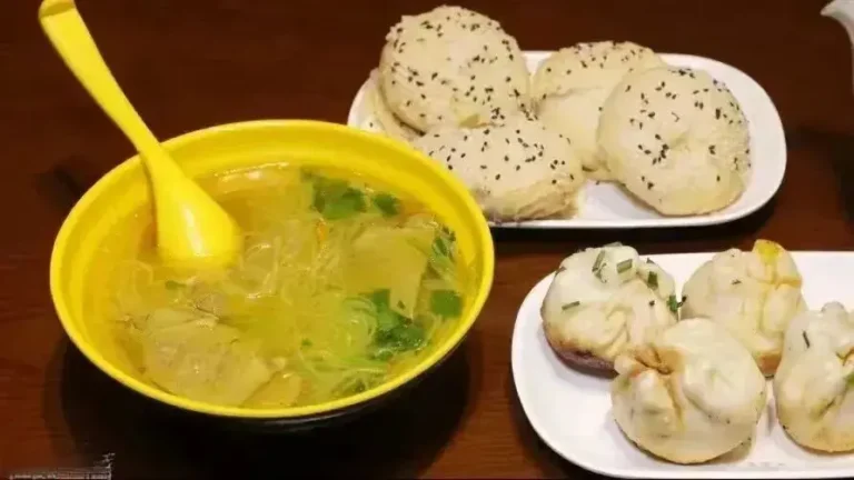 Shanghai Dahuchun pan-fried buns