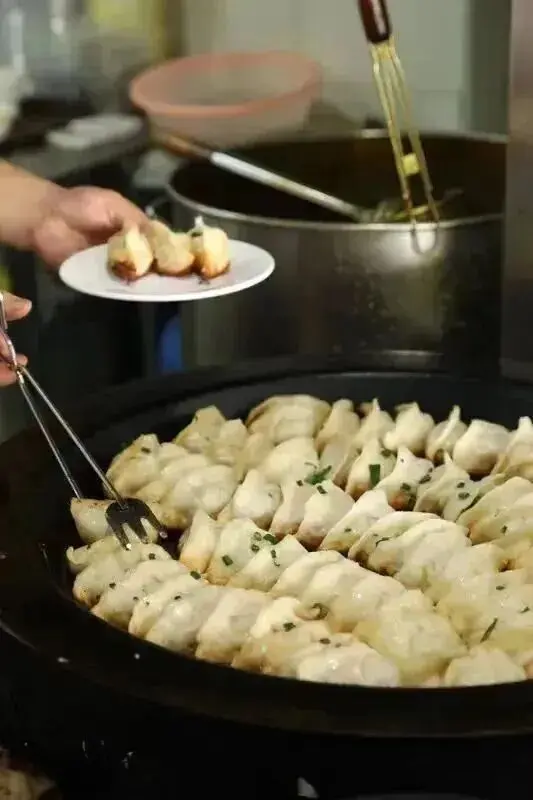Shanghai Hu Family Double Potstickers