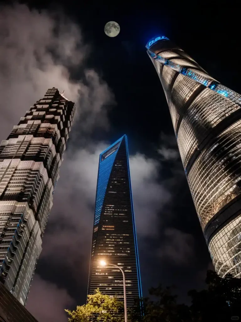 Shanghai Lujiazui trio (three skyscrapers)