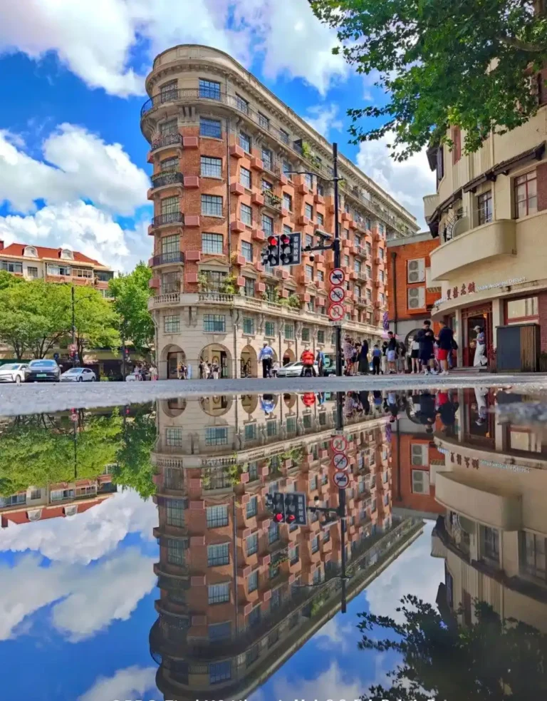 Best of Shanghai Day Tour: Shanghai Wukang Building