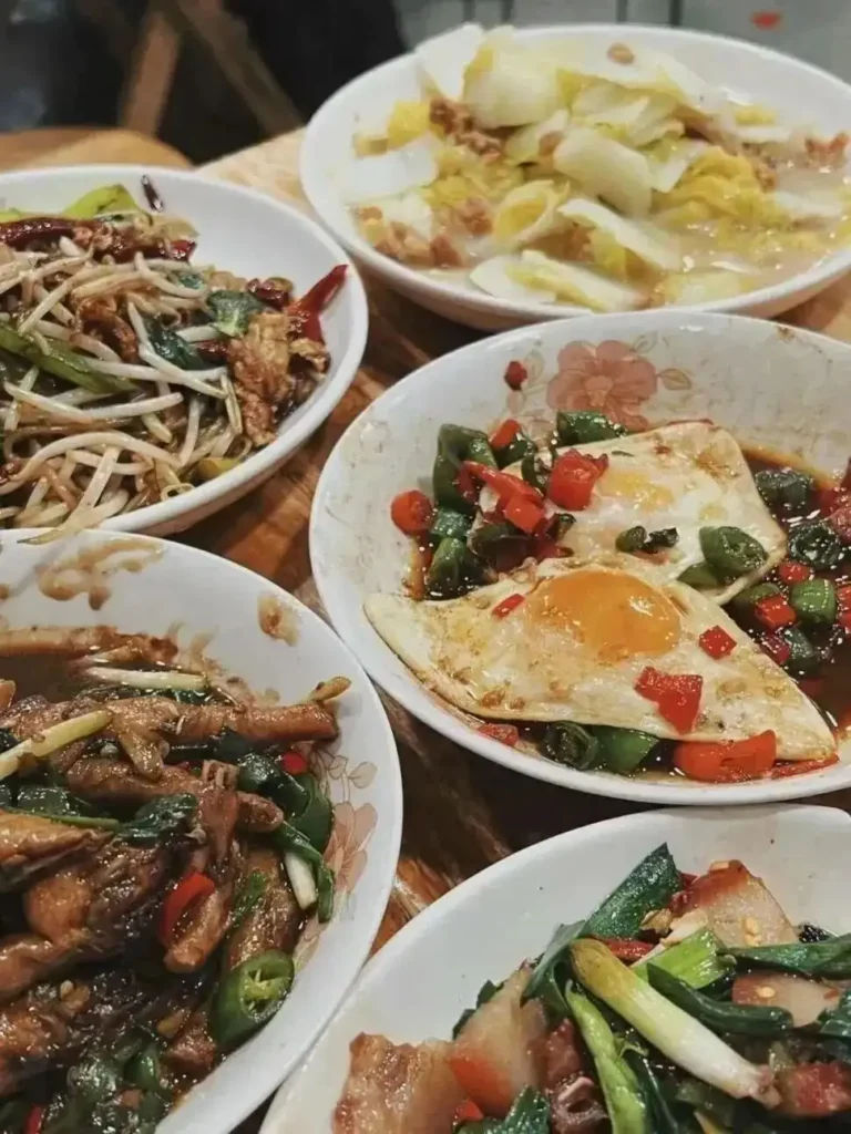 Stir-fried dishes at Jiangxi Restaurant in Shanghai