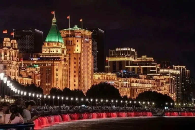Night view of the Bund in Shanghai