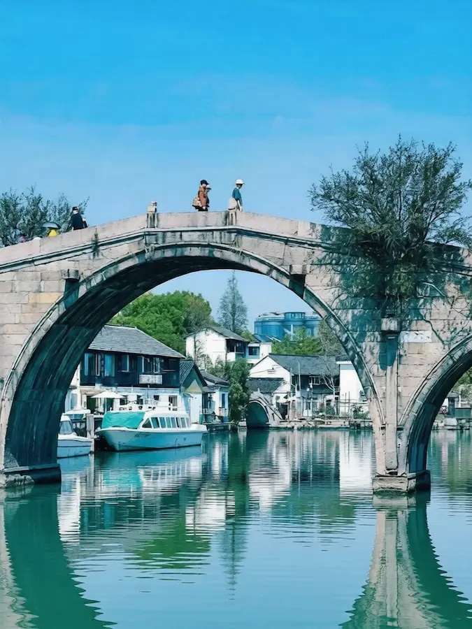 best attractions in shanghai:Zhujiajiao Ancient Town in Shanghai