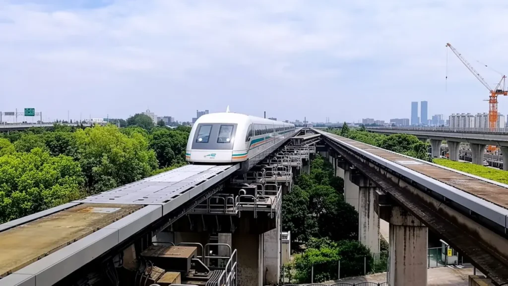 Shanghai maglev train top speed ride